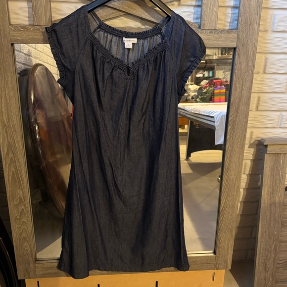 Liz Claiborne Dresses & Skirts - Liz Claiborne Women’s Denim Dress Size 14